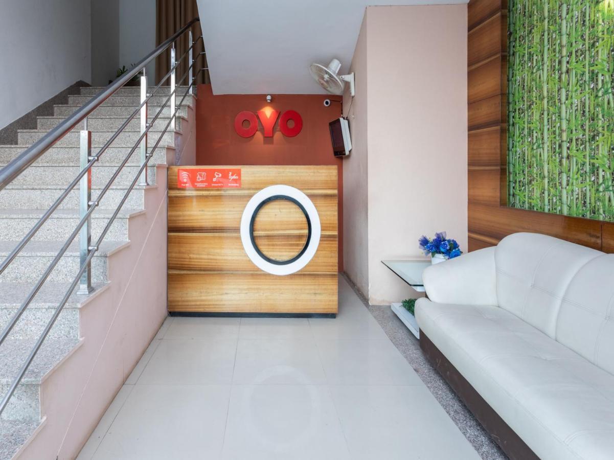 Spot On Sri Srinivasa Lodge Kurmannapalem Extérieur photo
